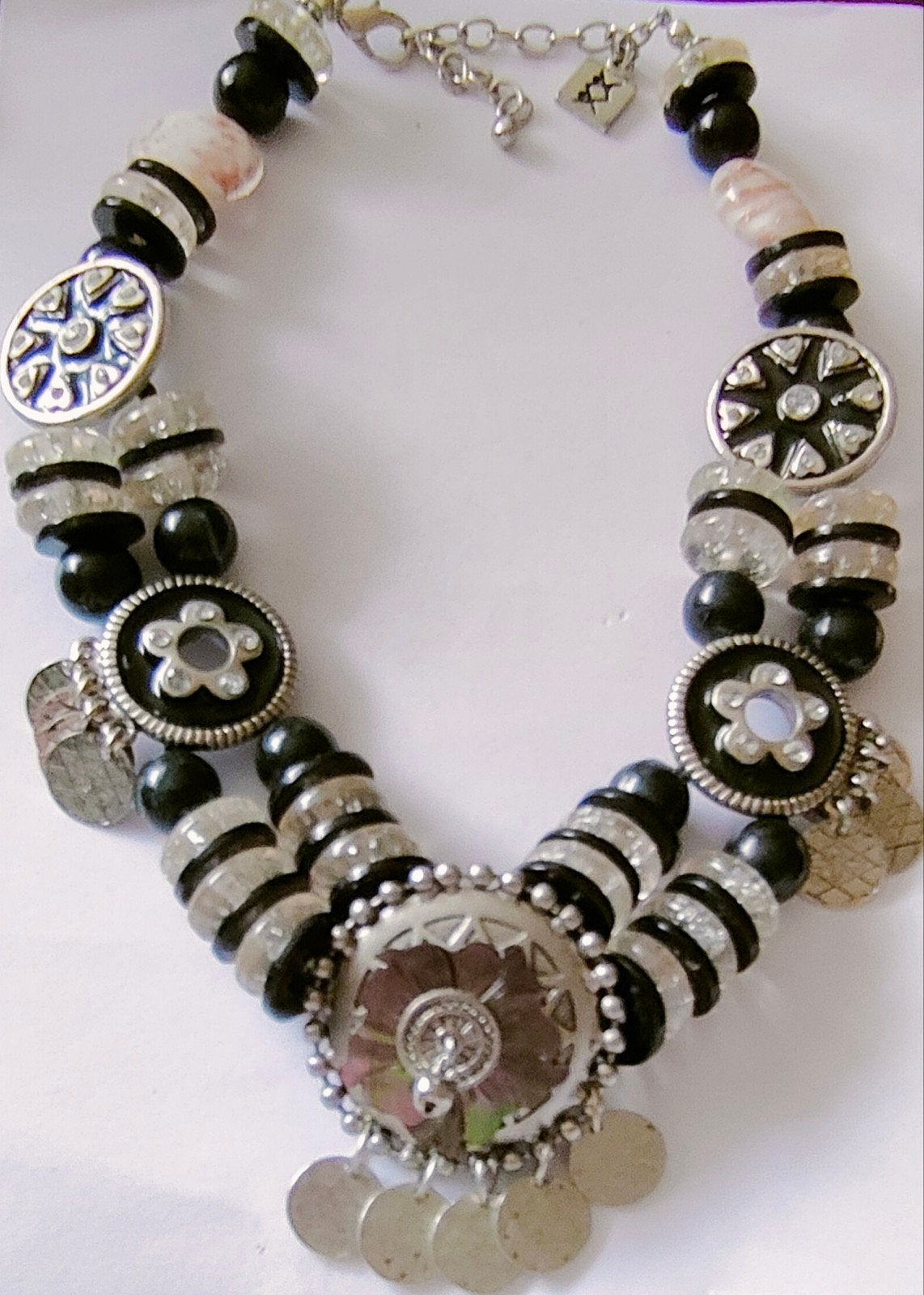 Prachtige statement ketting met bedels en parelmoer, Verzenden, Nieuw, Overige materialen