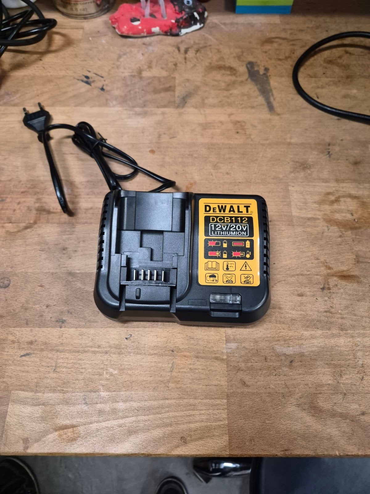 Dewalt acculader DCB112 voor accu's 12V-20V nieuw!, Ophalen of Verzenden, Nieuw