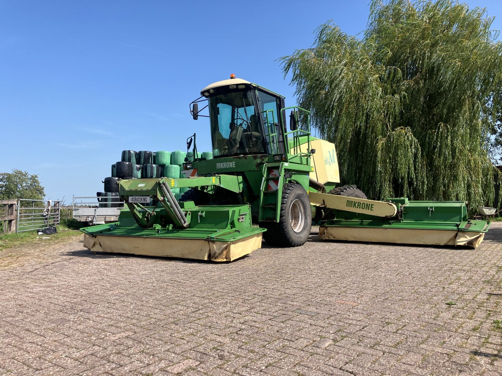 Krone Big M Zelfrijdende Maaicombinatie, Ophalen, Veehouderij, Oogstmachine