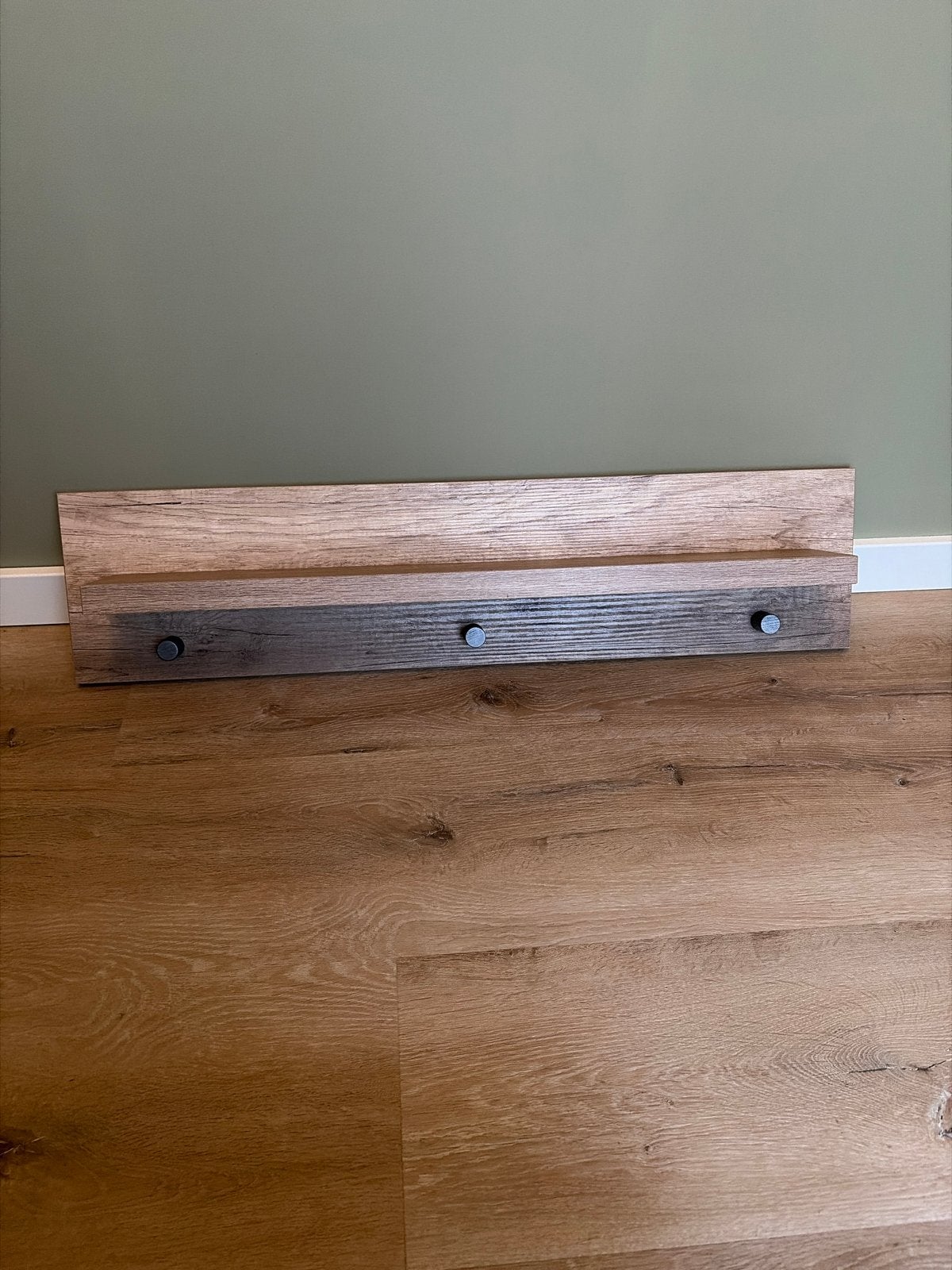 Kidsmill Lodge/Brent Wandplank met haken, Overige merken, Zo goed als nieuw, Wanddecoratie, Ophangbaar