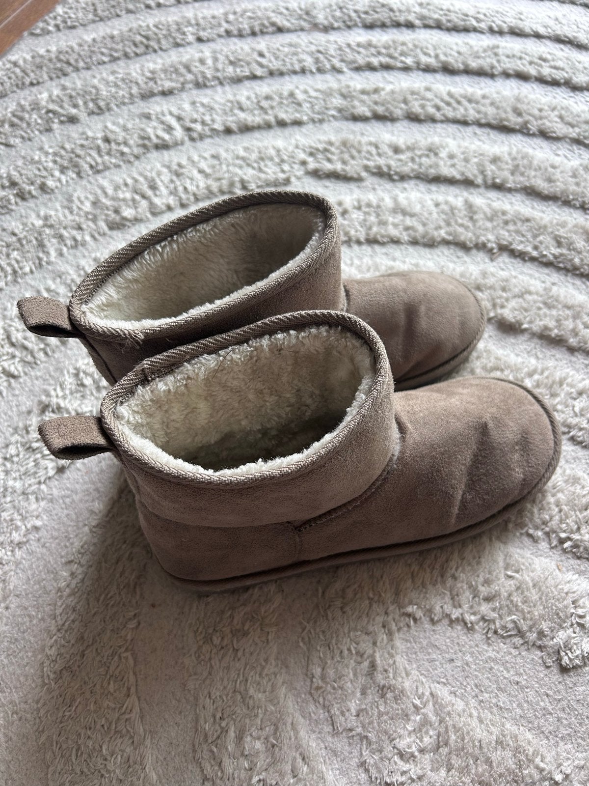 Comfortabele warme pantoffels - maat 41, Ophalen of Verzenden, Zo goed als nieuw, Bruin, Pantoffels of Sloffen