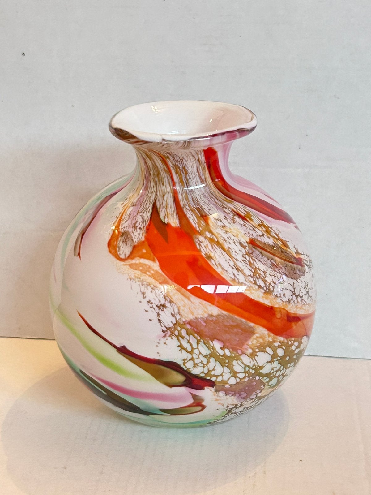 Fidrio vaasje 12,5 cm hoog., Huis en Inrichting, 12 cm, Fidrio, Meerkleurig, Onbekend
