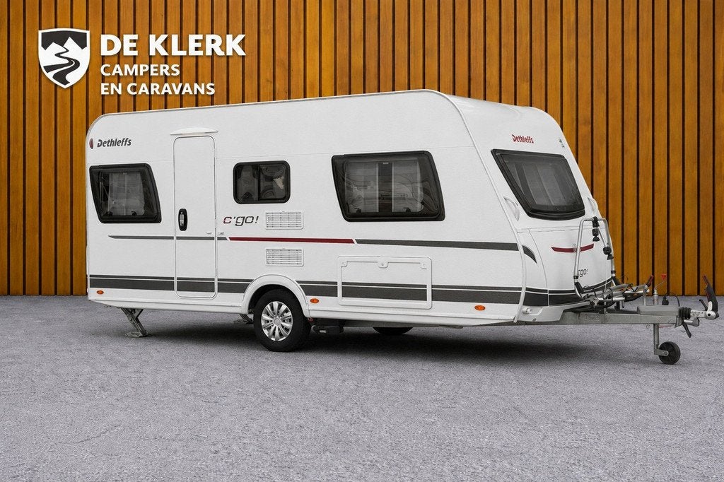 Dethleffs C-GO 475 EL (bj 2023), Caravans en Kamperen, Bedrijf, Tot en met 3, Info@deklerkcaravans.nl, 1000 - 1250 kg