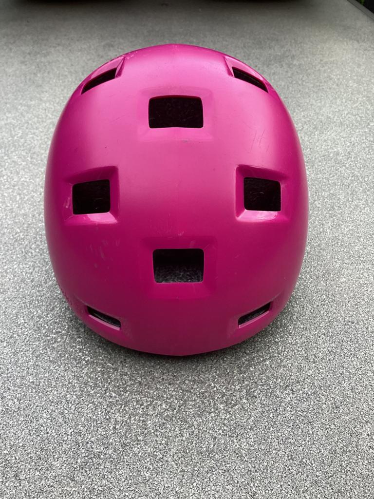 Fietshelm, skeelerhelm of skate helm roze kind, Fietsen en Brommers, Fietsaccessoires | Fietshelmen, Ophalen of Verzenden