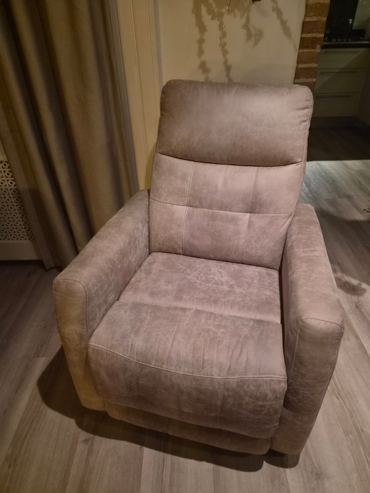 Comfortabele relaxfauteuil met sta-op functie, Ophalen, Gebruikt, Modern, Comfort, 75 tot 100 cm