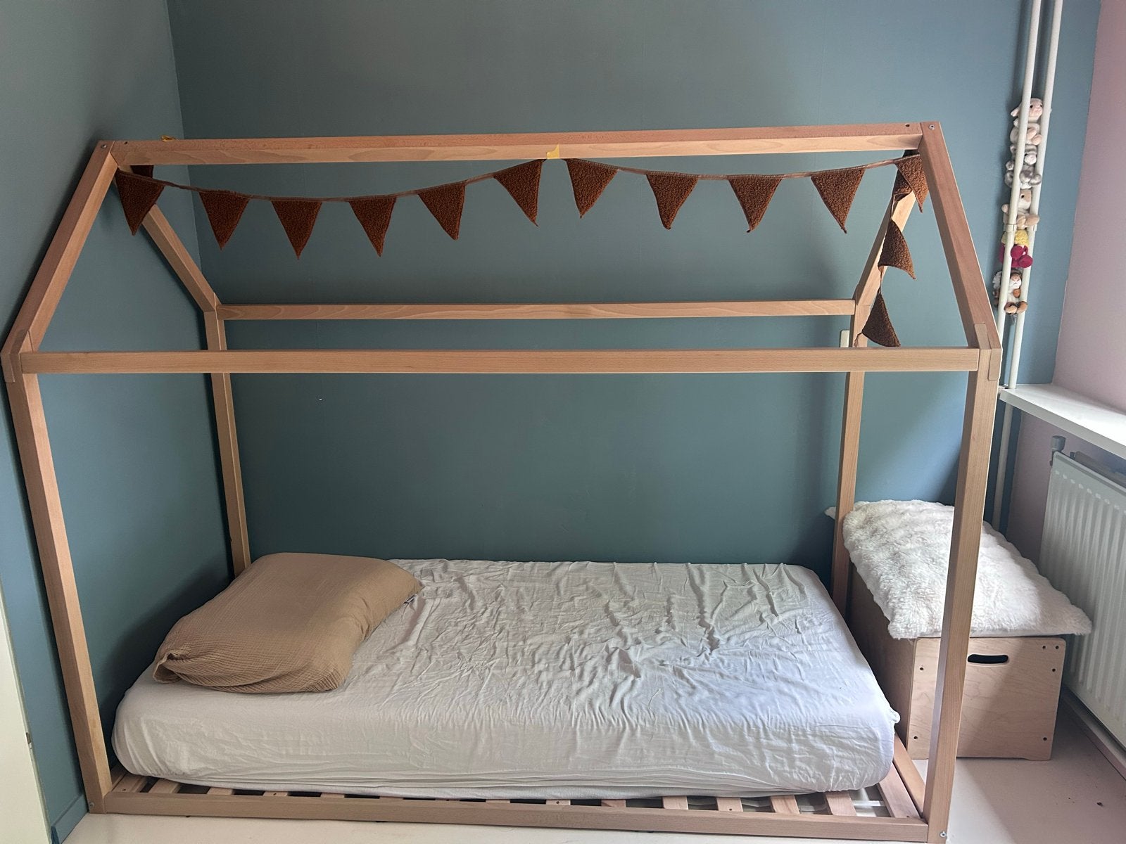 Bopita huisbed met lattenbodem exclusief matras, Kinderen en Baby's, Kinderkamer | Bedden, Ophalen, 85 tot 100 cm, Gebruikt, Lattenbodem