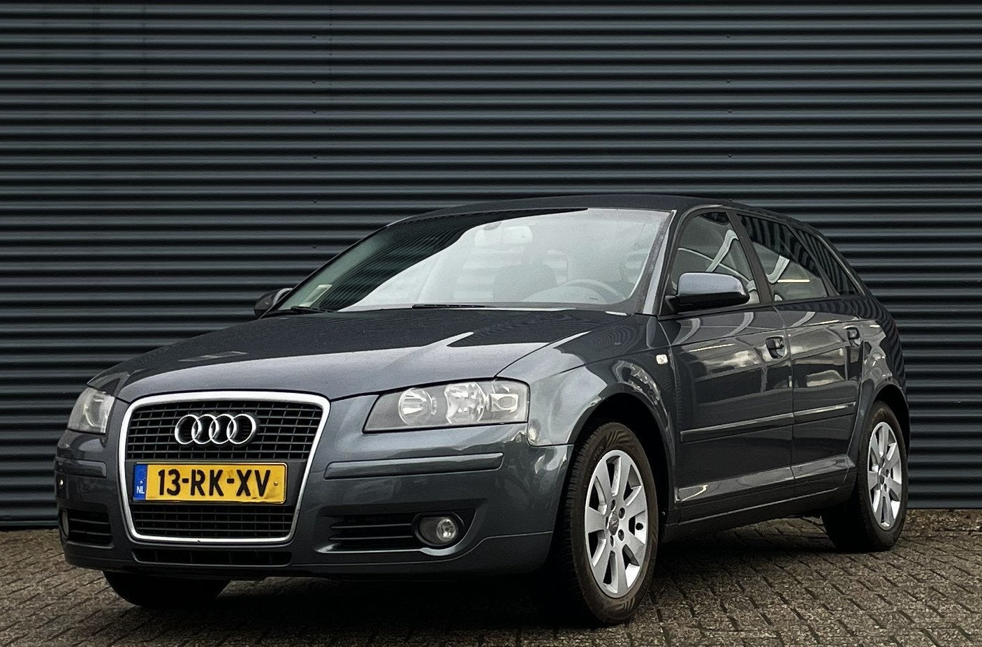 Audi A3 1.6 SB 5drs/Climate/Cruise, Voorwielaandrijving, Gebruikt, Zwart, 4 cilinders