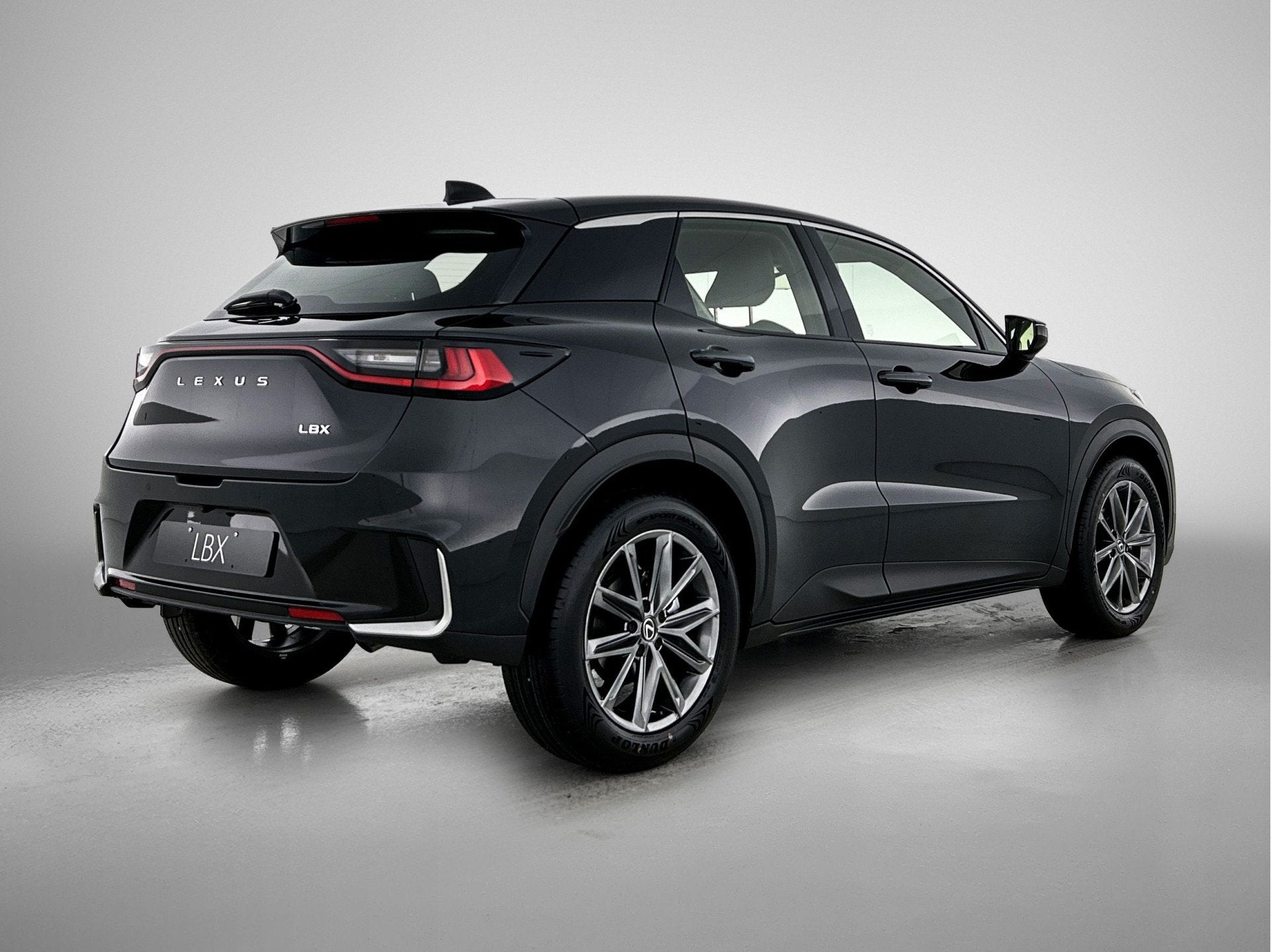 Lexus LBX Elegant 2WD | Tech Pack | Nieuw Zonder Kenteken |, 12 maanden, 136 pk, Gebruikt, Zwart