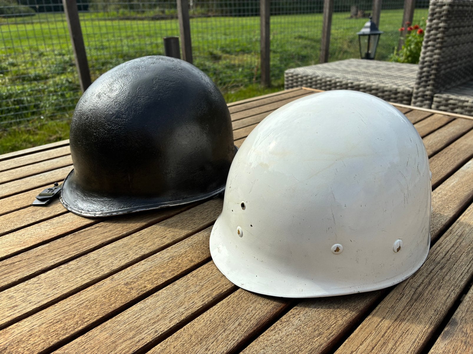 Nette US M1 helm ww2 incl binnenhelm, Ophalen of Verzenden, Landmacht, Amerika, Helm of Baret