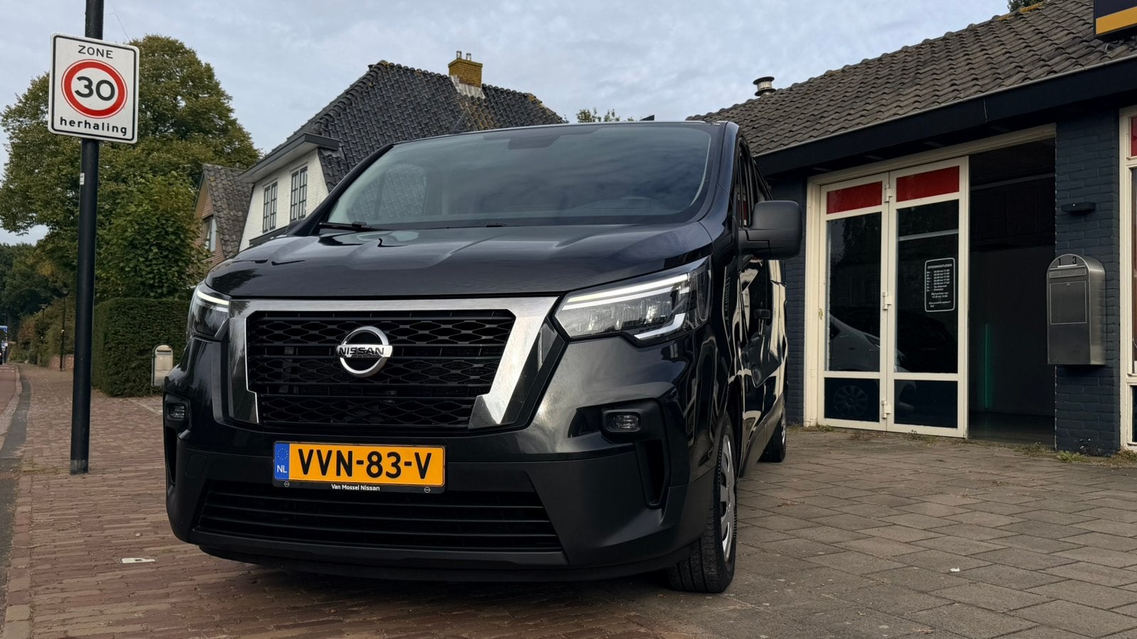 Nissan Primastar 2.0 dCi 130pk L2h1 3000 2023 Zwart, Voorwielaandrijving, 4 cilinders, Zwart, Bedrijf