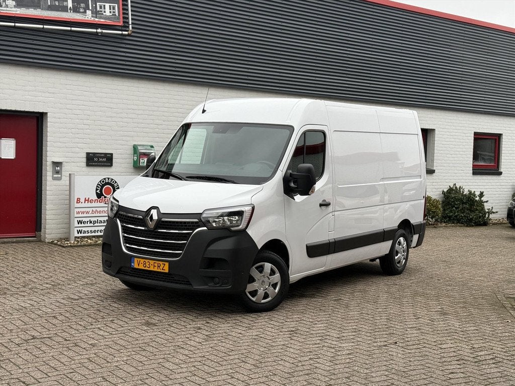 Renault Master GB 2.3 Blue dCi 150pk L2H2 T35 FWD Work Editi, Auto's, Stof, 4 cilinders, 150 pk, Renault