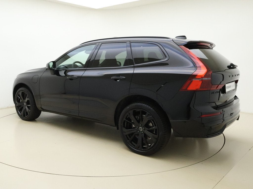 Volvo XC60 T6 350pk AWD Ultra Black Edition | Facelift | Sch, Auto's, Volvo, 4 cilinders, Zwart, Bedrijf, XC60