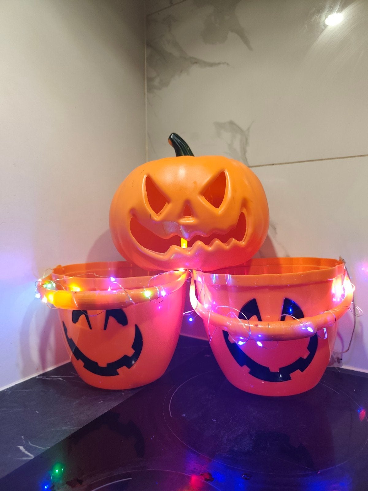 Halloween  emmer +pompoen met lichtjes, Ophalen, Nieuw, Halloween of Griezel