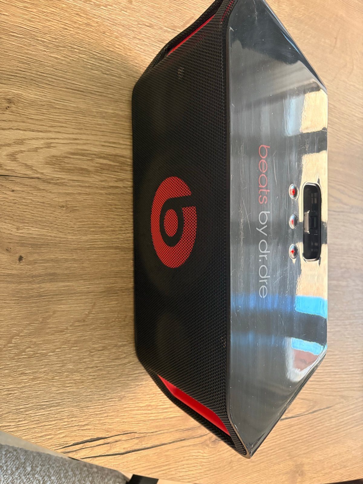 Beats by Dr. Dre Beatbox Portable Speaker, Gebruikt, Inclusief oplader, Draagbare speaker, Minder dan 60 watt