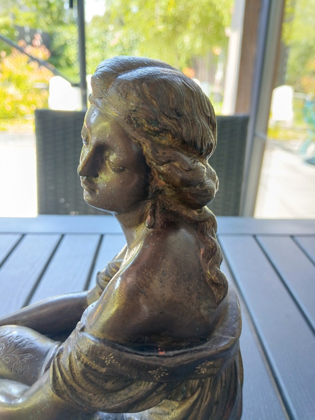 Fraai bronzen gestileerd beeld van een vrouw, Antiek en Kunst, Ophalen of Verzenden