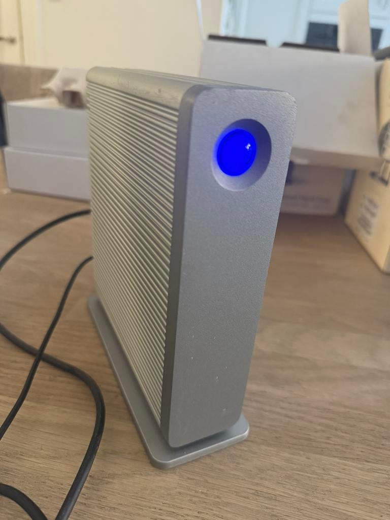 LaCie d2 USB 3.0 3TB externe harde schijf – aluminium design, Computers en Software, Harde schijven, Ophalen of Verzenden, Zo goed als nieuw
