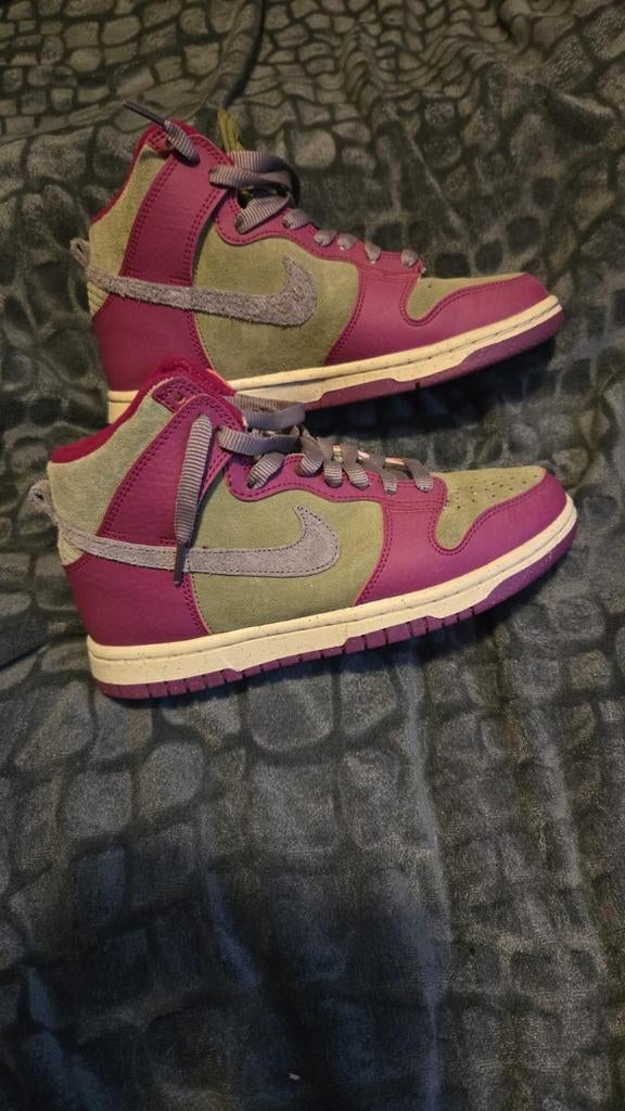 NIKE DUNK HIGH - Maat 36.5 - 1x Gedragen, Kleding | Dames, Schoenen, NIKE, Overige kleuren, Ophalen of Verzenden, Sneakers of Gympen