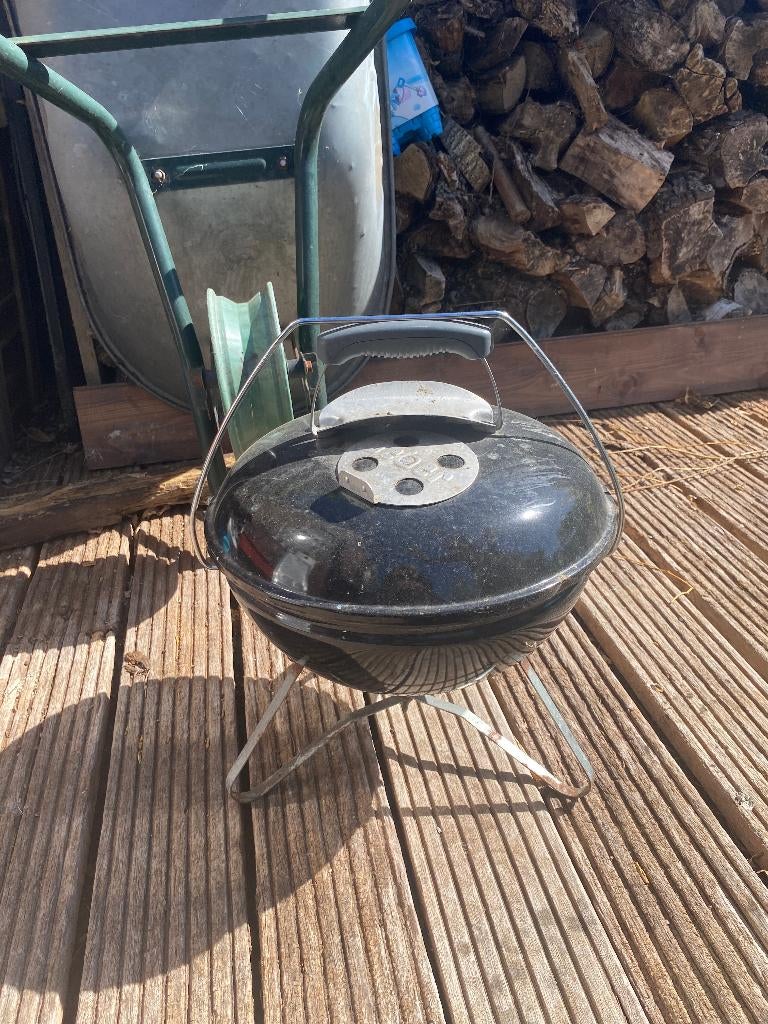 Gratis kleine Weber BBQ voor boot of caravan zonder rooster, Ophalen, Gebruikt, Weber