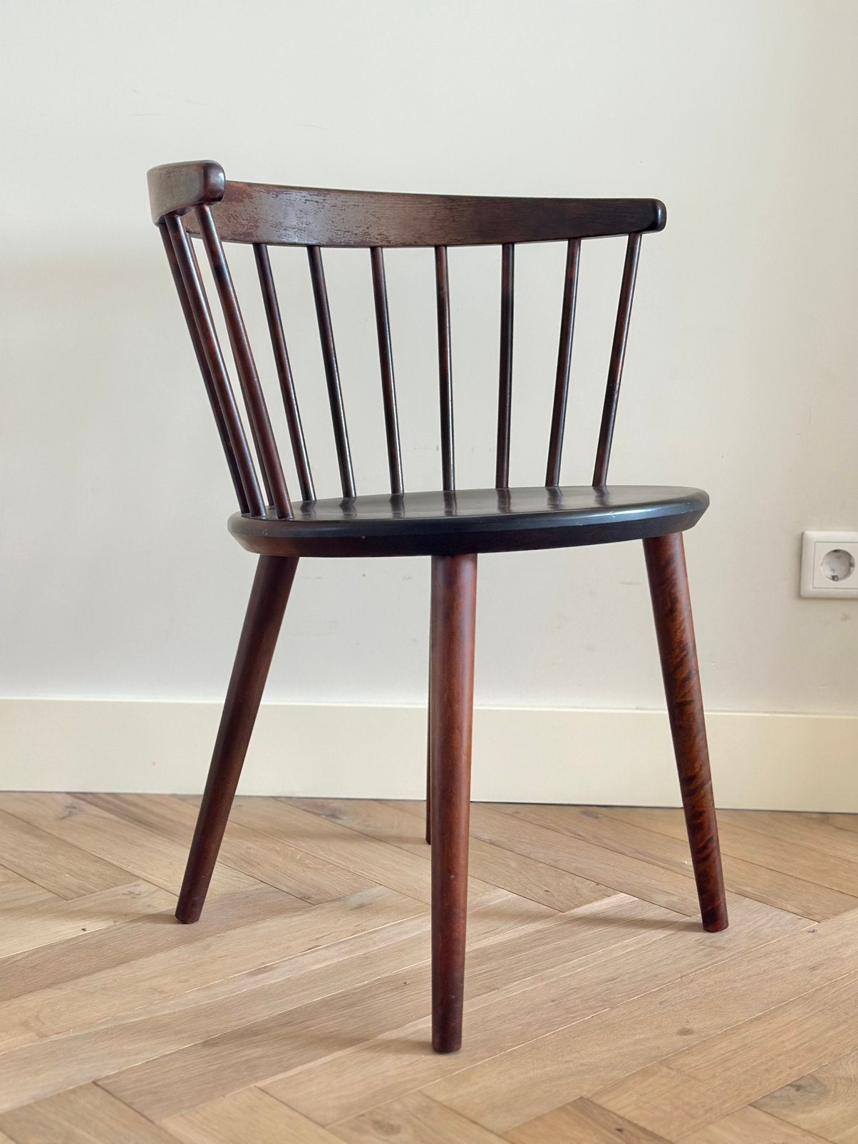Vintage spijlen stoel Yngve Ekstrom jaren 50/60 hout design, Huis en Inrichting, Stoelen, Ophalen, Gebruikt, Bruin, Vintage