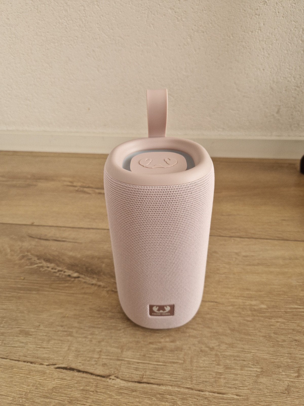 fresh n rebel draagbare Bluetooth Speaker Roze met Lichteffe, Audio, Tv en Foto, Luidsprekers, Nieuw, Draagbare speaker, Bluetooth