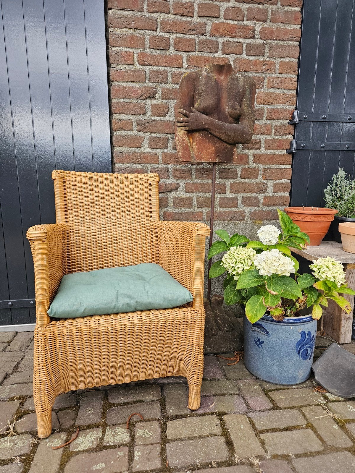 Rotan stoel met hoge rugleuning, Ophalen, Gebruikt, Bruin, Landelijk, Bohemian