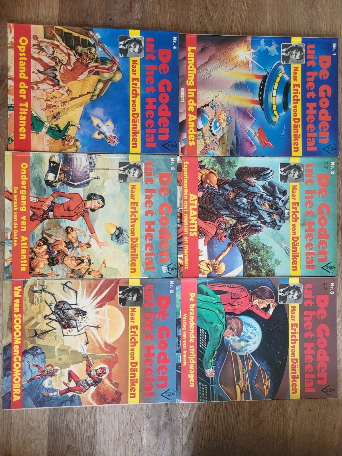 De Goden uit het Heelal - Complete serie (6 stripboeken), Boeken, Complete serie of reeks, Ophalen of Verzenden, Gelezen, Erich von Däniken