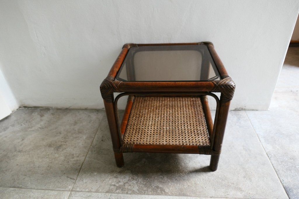 Vintage Manou bijzettafel met rookglas plaat, Minder dan 45 cm, Minder dan 55 cm, Vierkant, Ophalen of Verzenden