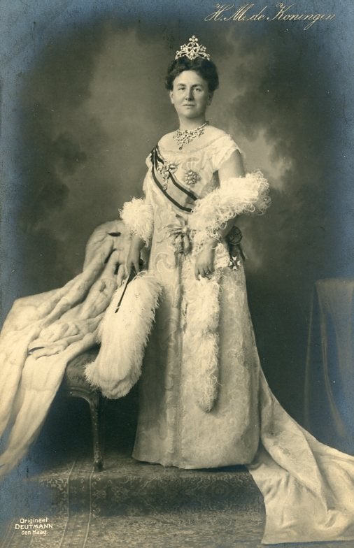 PORTRET KONINGIN WILHELMINA 1923 (DR176), Verzamelen, Koninklijk Huis en Royalty, Verzenden, Gebruikt, Nederland, Kaart, Foto of Prent