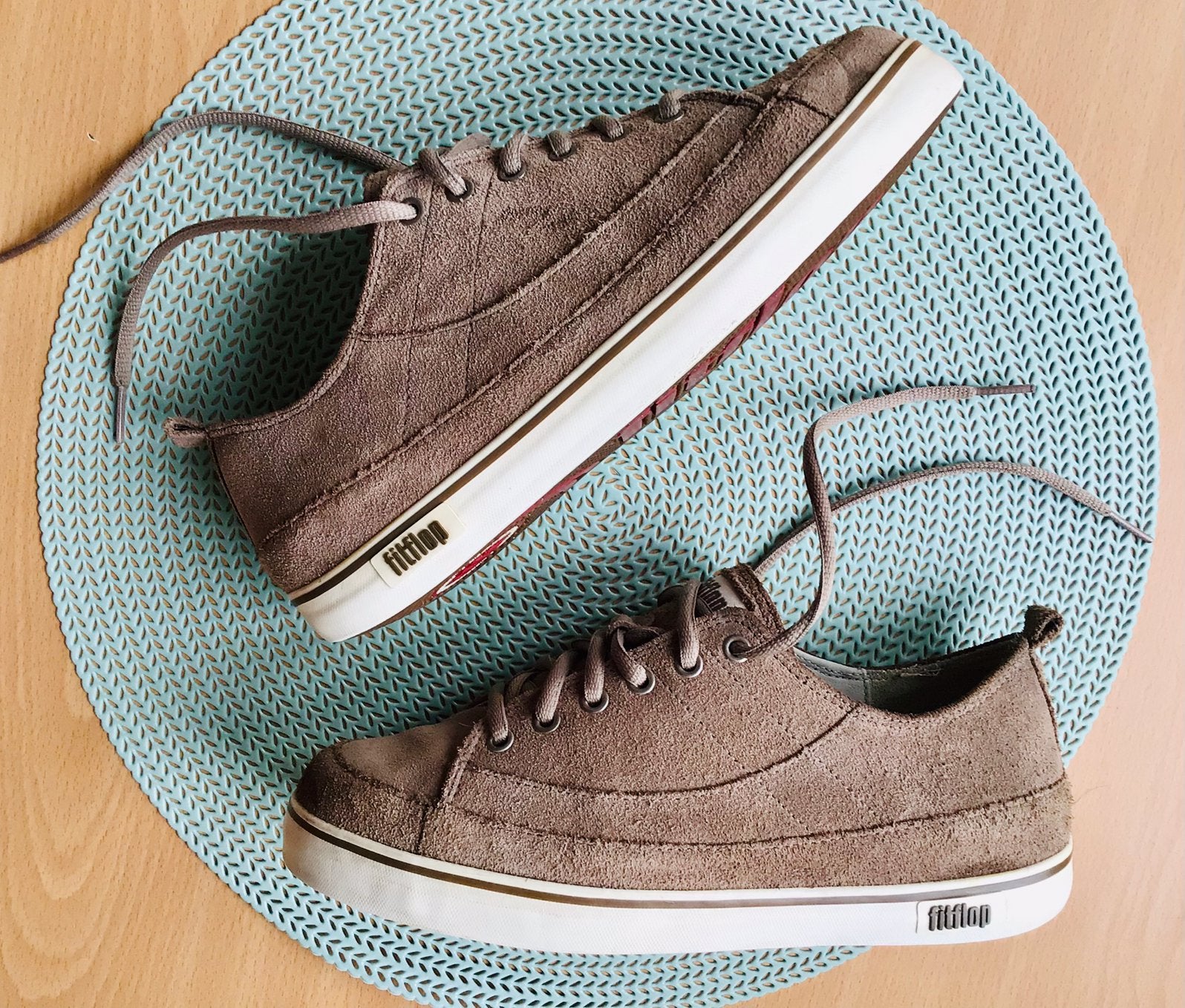 Fijne Fitflop sneakers beige suède - Maat: 38, Ophalen of Verzenden, Gedragen, Beige, Sneakers of Gympen