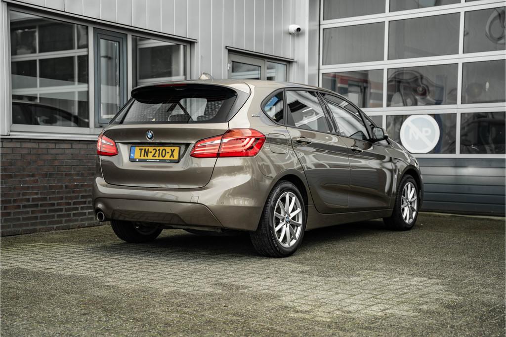 BMW 2 Serie Active Tourer 225xe iPerformance Executive, Automaat, 8 kWh, Stof, Gebruikt