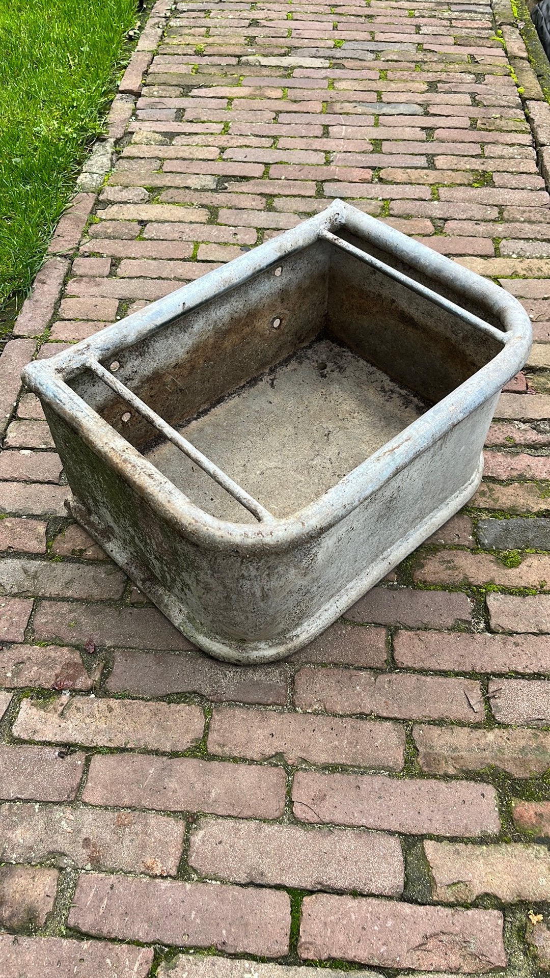 Voerbak / plantenbak zink, Tuin en Terras, Ophalen, Minder dan 30 cm, Rond, Zo goed als nieuw
