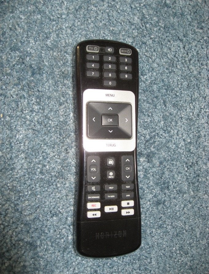 > > Ziggo Mediabox XL / Horizonbox afstandsbediening < <, Ophalen of Verzenden, Zo goed als nieuw, Origineel, Tv