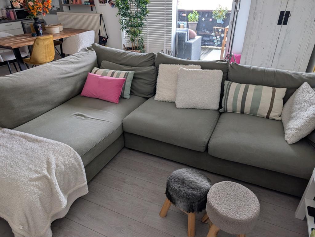 Comfortabele hoekbank in goede staat, Huis en Inrichting, Banken | Bankstellen, 250 tot 300 cm, Gebruikt, 100 tot 125 cm, Hoekbank