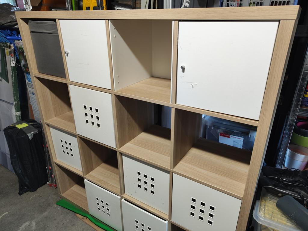 IKEA Kallax 4x4 vakkenkast eikenstructuur met accessoires, Ophalen