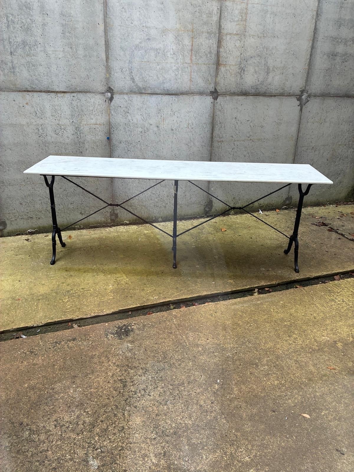 Sidetable met marmeren blad en gietijzeren poot, Huis en Inrichting, Ophalen, Overige materialen, Zo goed als nieuw, 75 cm of meer