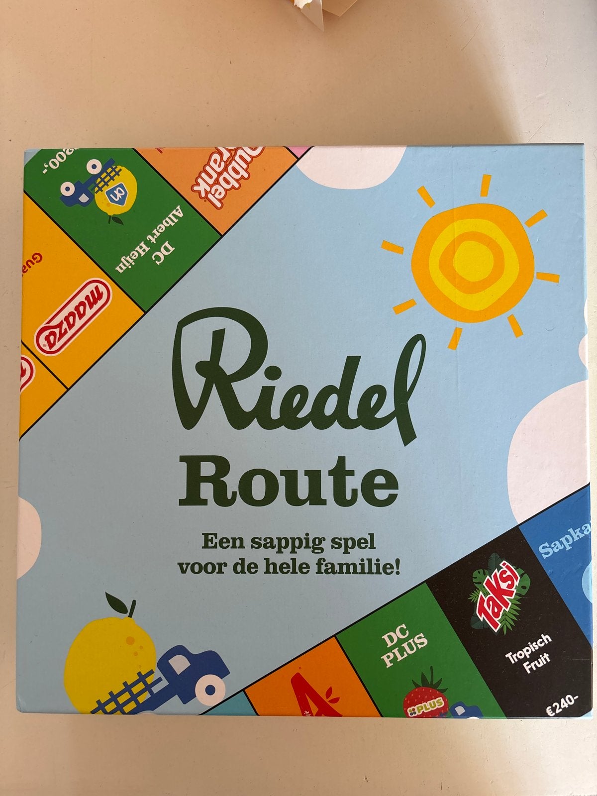 Monopoly fans opgelet! Exclusieve variant, zgan, mooie prijs, Drie of vier spelers, Ophalen of Verzenden, Zo goed als nieuw