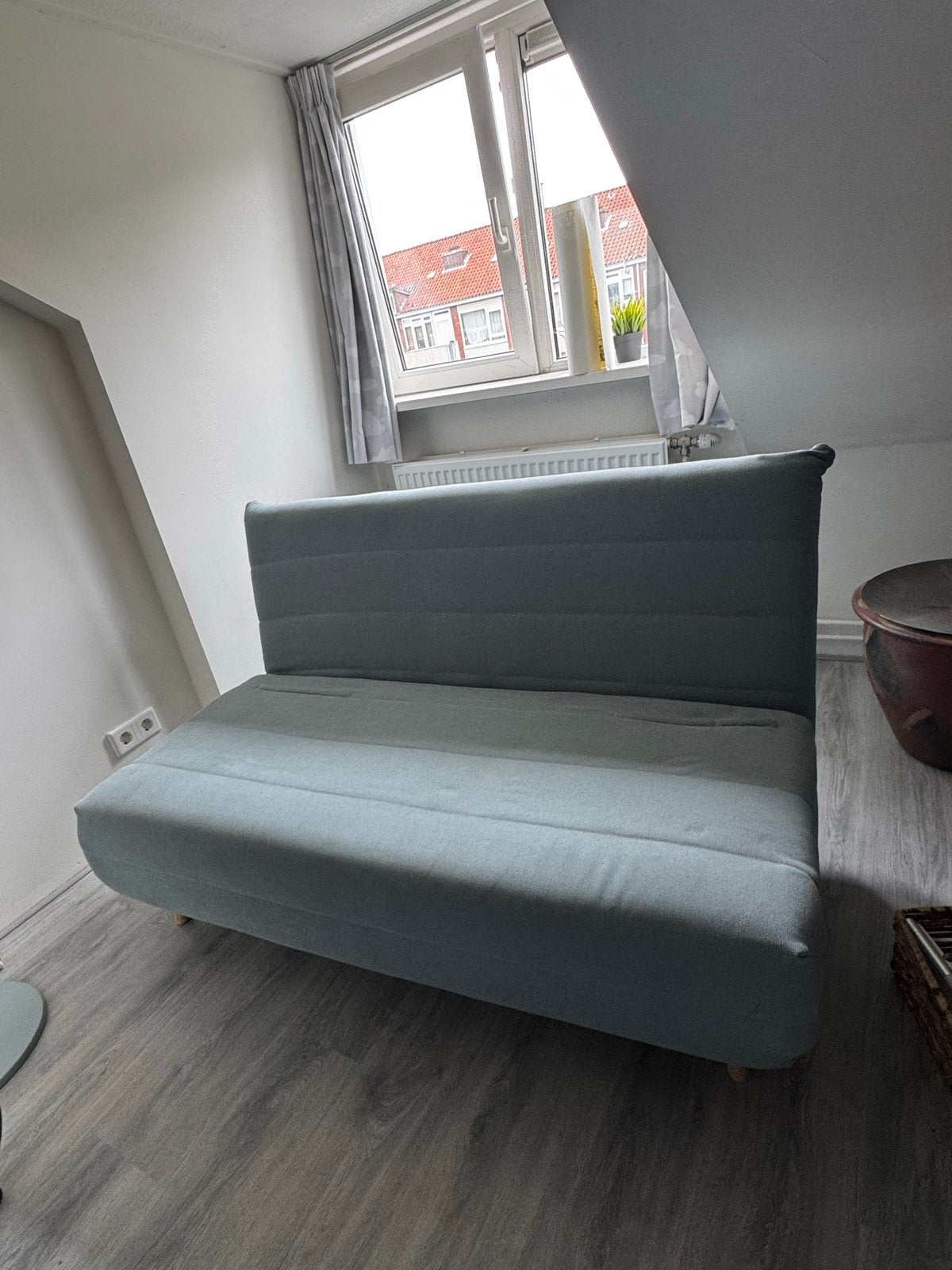 Mooie Made slaapbank - Ideaal voor kleine ruimtes, Ophalen, Gebruikt, Blauw, Twijfelaar
