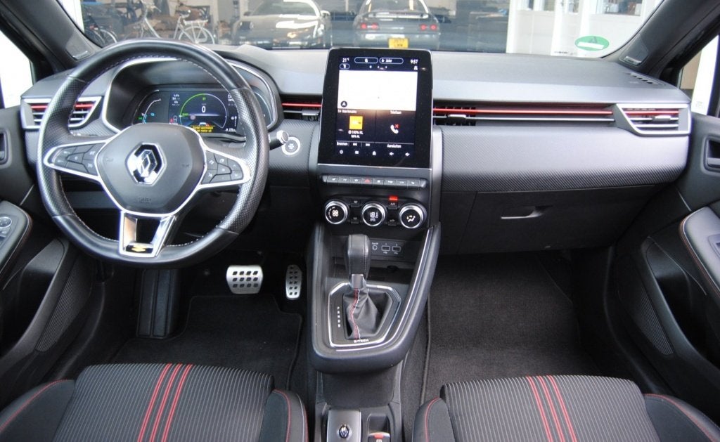 Renault Clio 1.6 ET H 140 RS Line Hybrid | 360 camera | BOSE, Gebruikt, Euro 6, 4 cilinders, Zwart