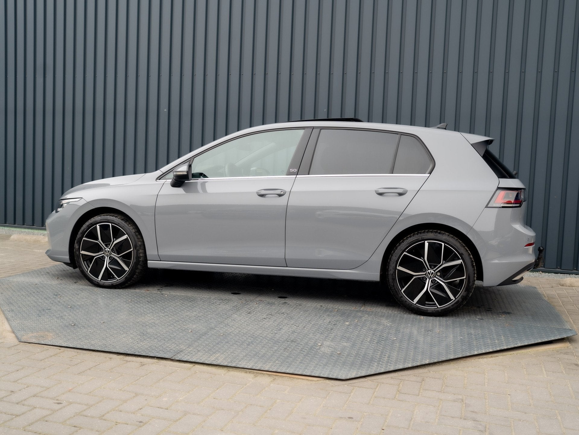 Volkswagen Golf 1.5 eTSI 50 Edition | Panodak | Trekhaak weg, 12 maanden, 4 cilinders, Bedrijf, Automatische klimaatregeling