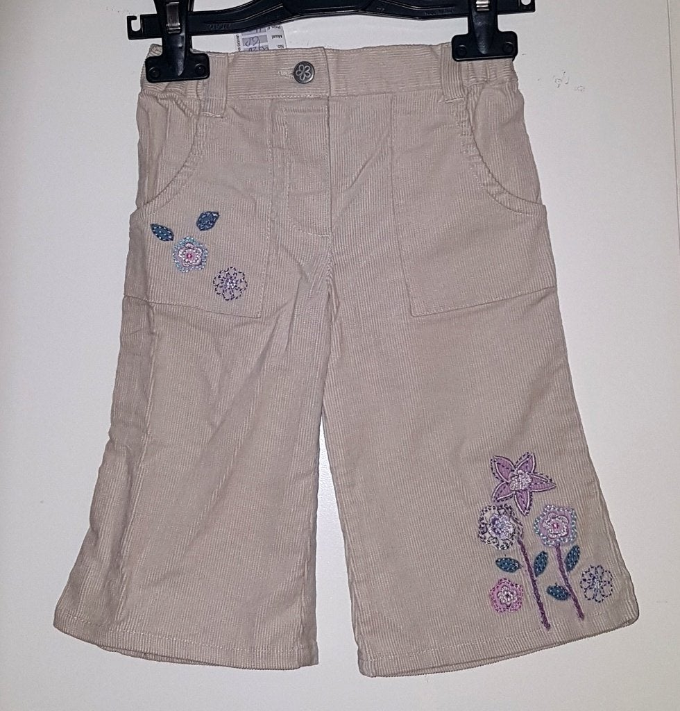 Beige Mothercare broek maat 68 NIEUW (4726) a, Broekje, Meisje, Nieuw, Ophalen of Verzenden