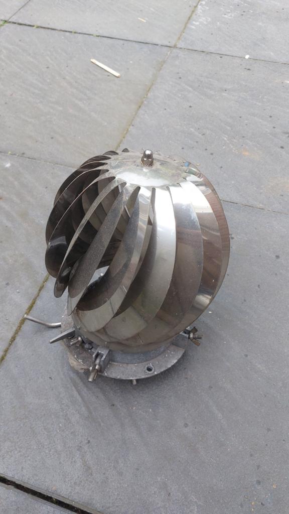 Roterende RVS dakventilator / schoorsteenkap, Ophalen of Verzenden, Gebruikt, Ventilator