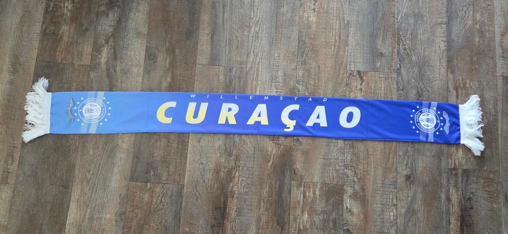 Sjaal Curaçao, Ophalen of Verzenden, Zo goed als nieuw, Buitenlandse clubs, Vaantje of Sjaal