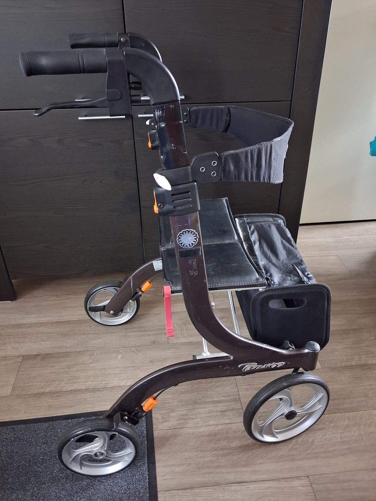 Travixx deluxe rollator maat M, Diversen, Ophalen, Opvouwbaar, Zo goed als nieuw