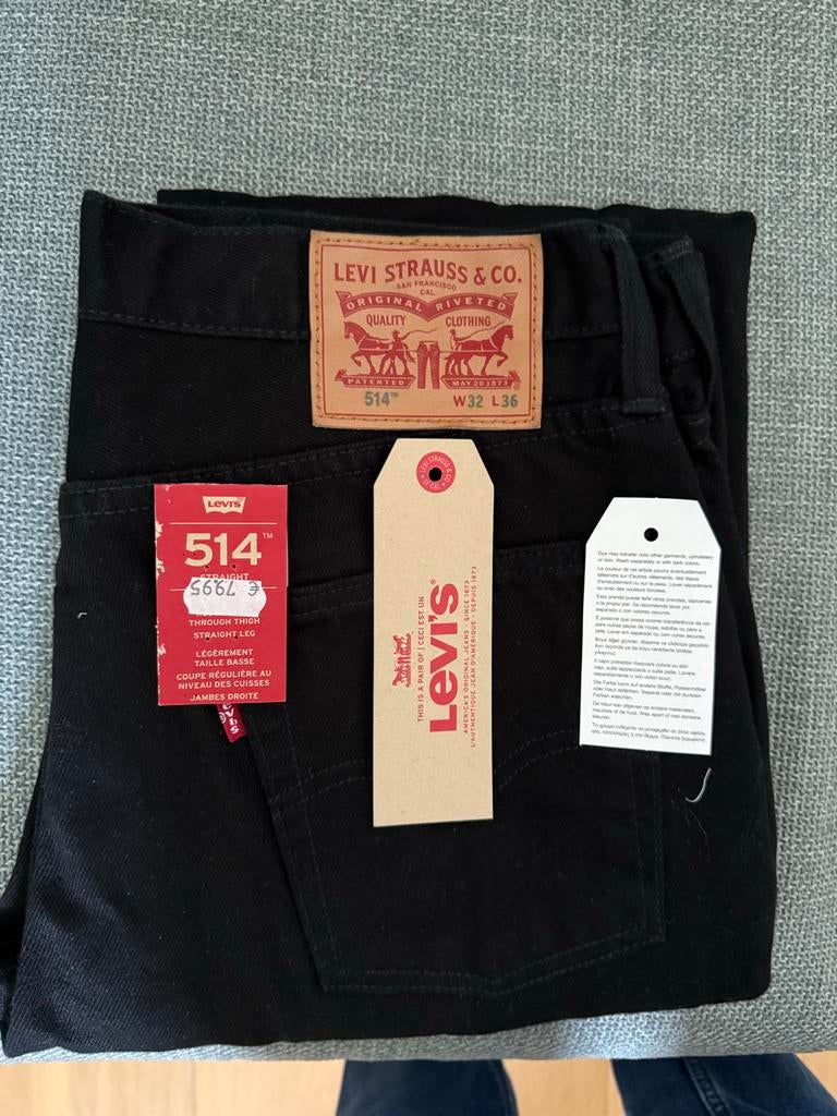 Levi's 514 zwarte spijkerbroek W32 L36, Ophalen of Verzenden, Zo goed als nieuw, Zwart, W32 (confectie 46) of kleiner