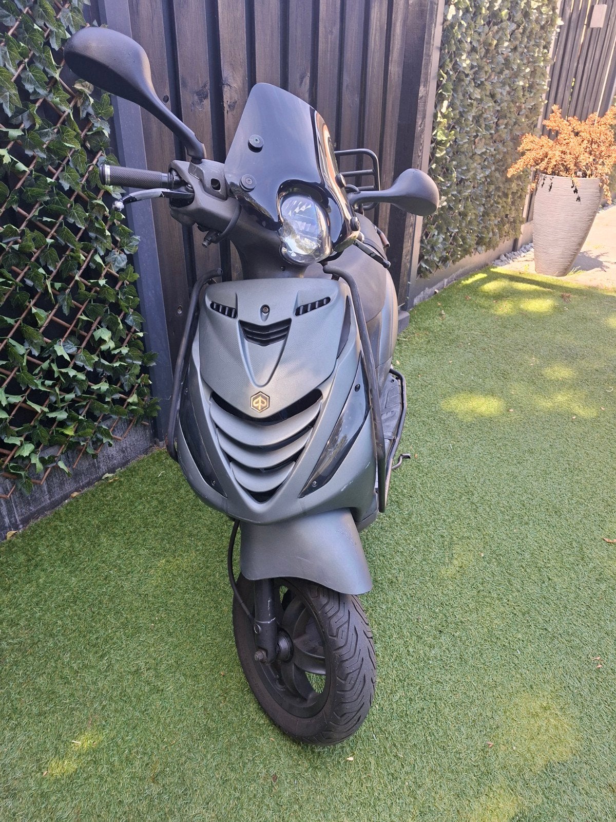 piaggio zip 2015 opknapper., Fietsen en Brommers, Scooters | Piaggio, Ophalen, Gebruikt, Zip, Benzine