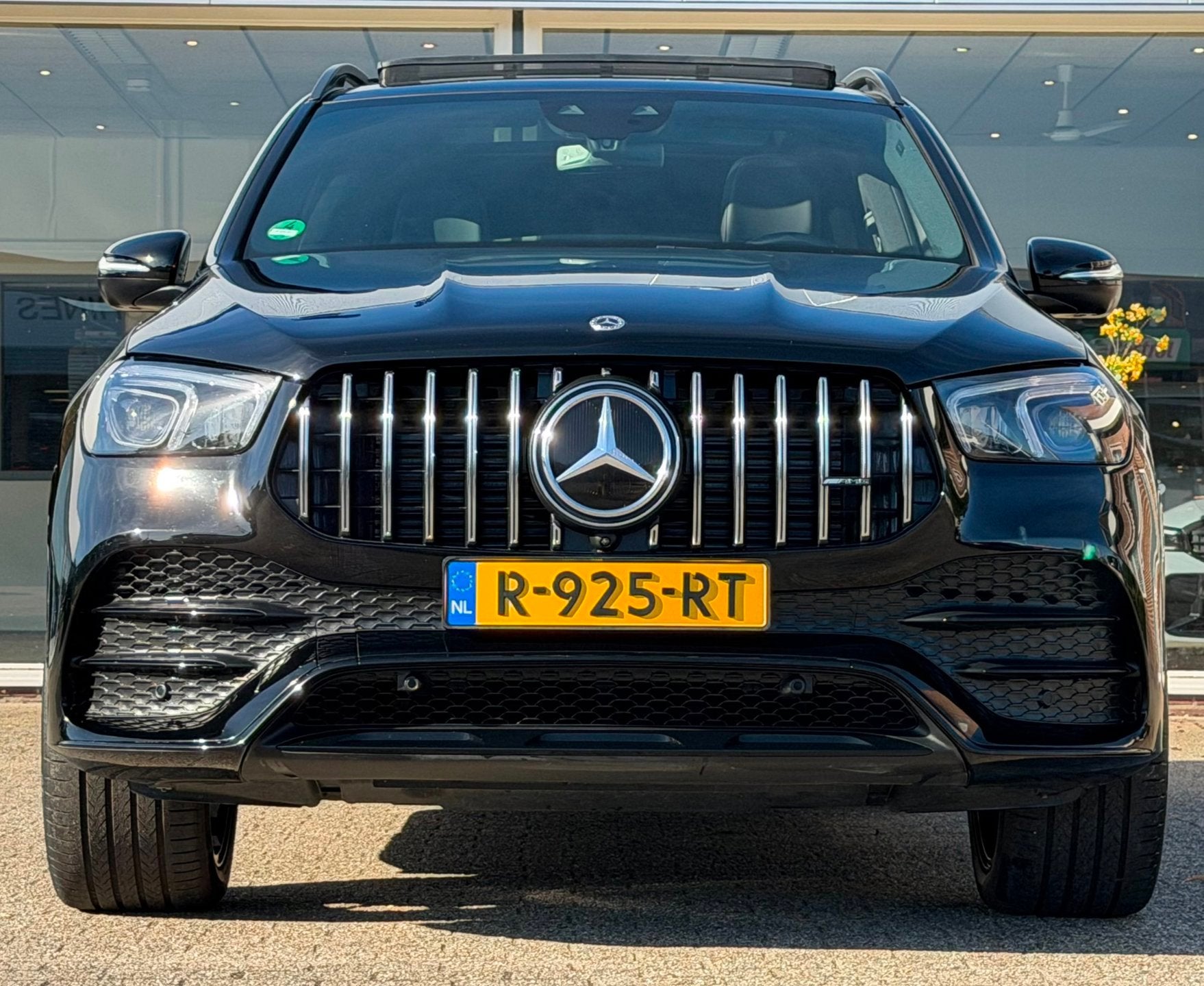 Mercedes-Benz GLE-klasse 350 e AMG / PANO / HUD / 360 /BURME, Auto's, Gebruikt, 4 cilinders, GLE, Zwart