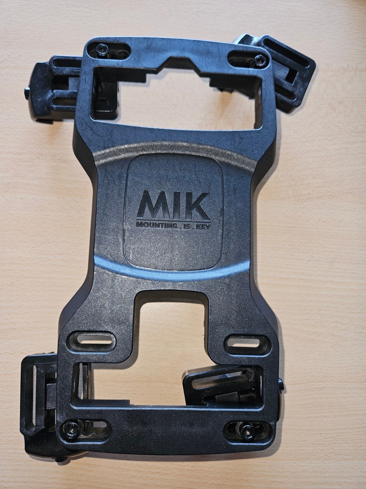 MIK Mounting Is Key Adapterplaat voor Fietsmand/Fietstas, Ophalen, Zo goed als nieuw, MIK