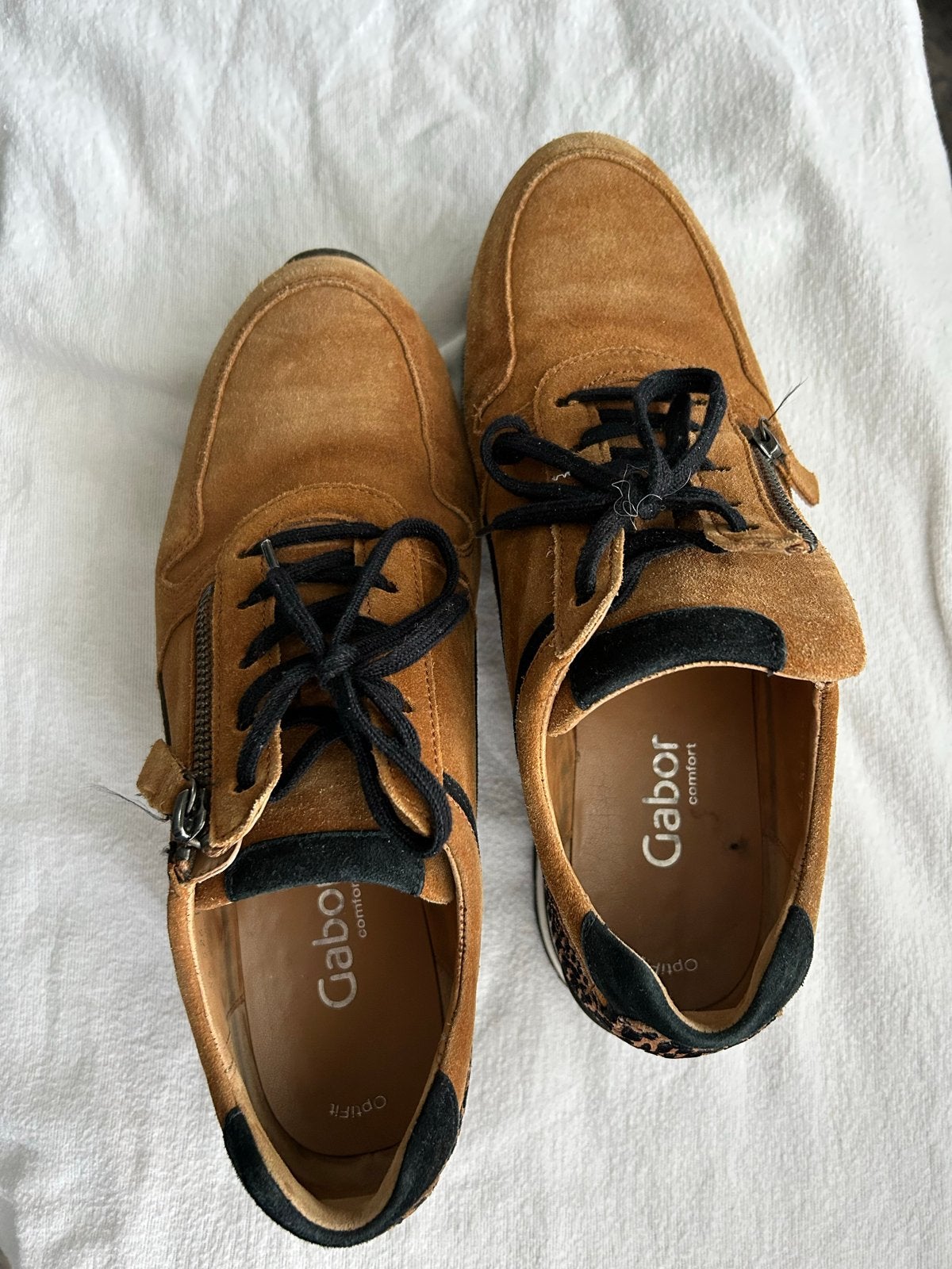 Gabor Comfort suède sneakers - Maat 6.5 H (40), Kleding | Dames, Schoenen, Ophalen of Verzenden, Gedragen, Bruin, Sneakers of Gympen