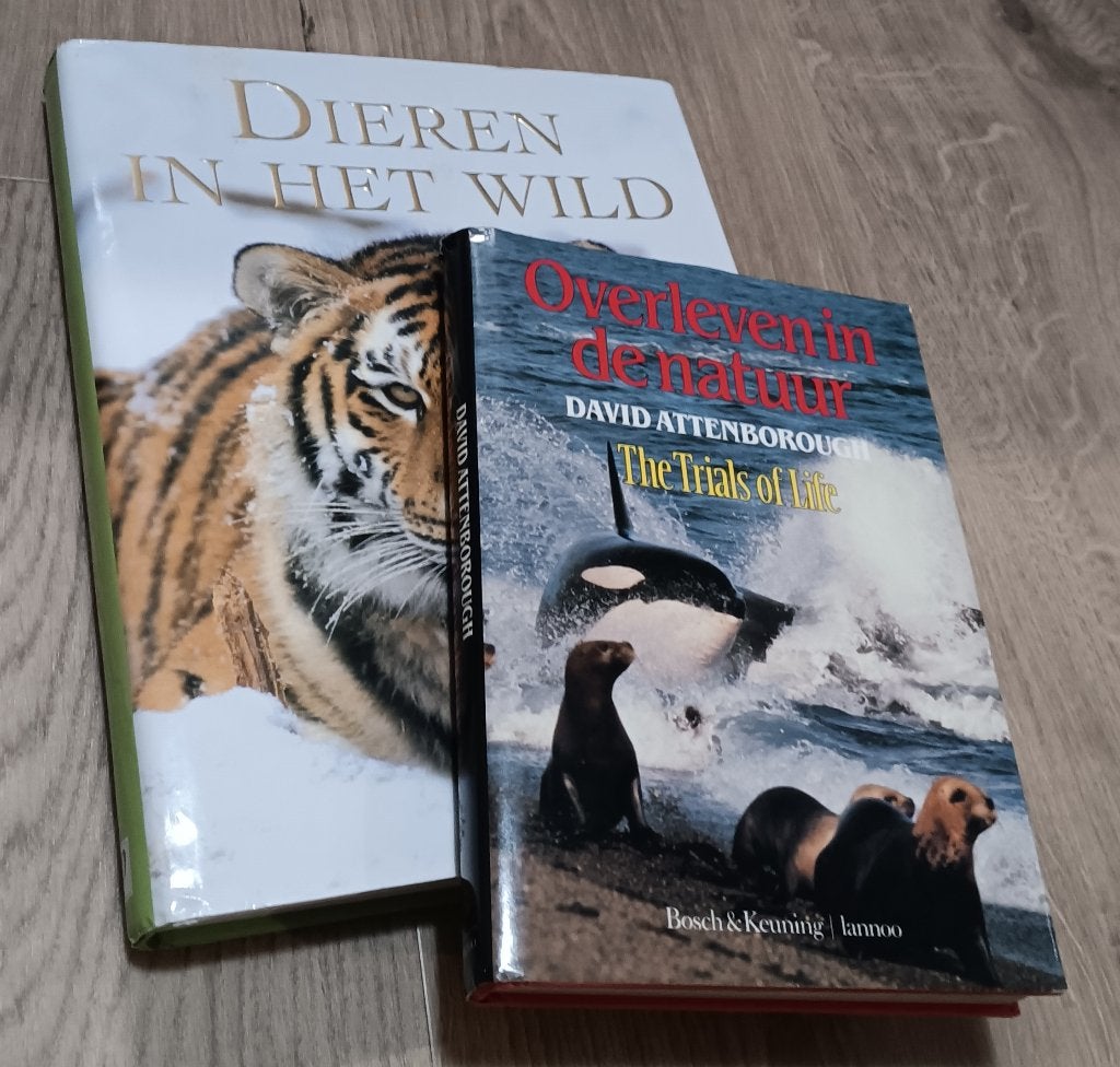 Twee natuurboeken o.a. David Attenborough Nederlandstalig, Boeken, Diverse auteurs, Ophalen of Verzenden, Zo goed als nieuw, Natuur algemeen