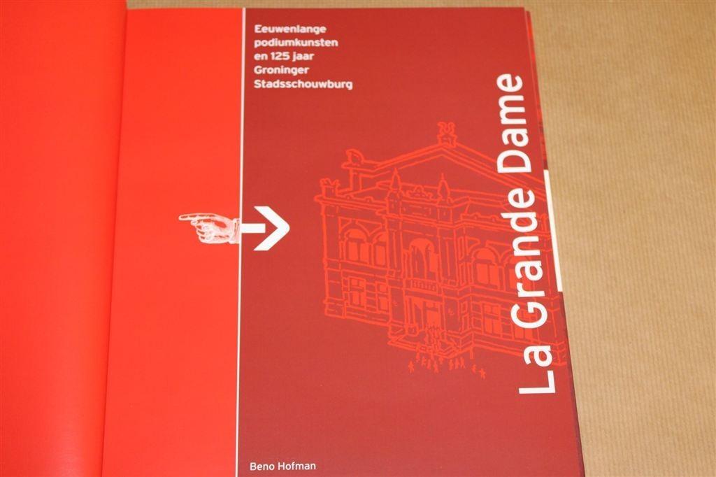 La Grande Dame — 125 Jaar Groninger Schouwburg + DVD, Ophalen of Verzenden, Zo goed als nieuw
